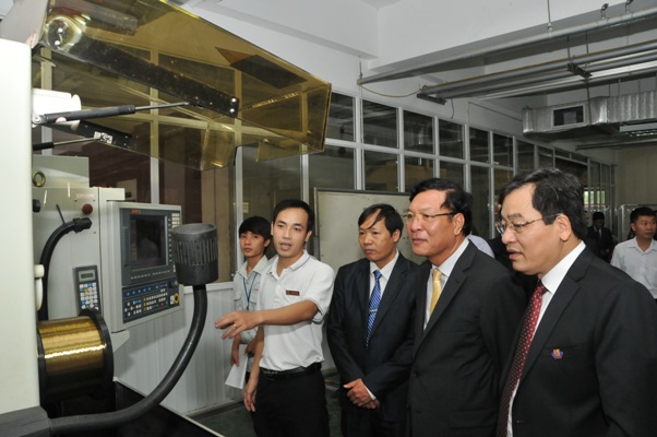 Trường Đại học Công nghiệp Hà Nội khai giảng năm học mới 2014 - 2015